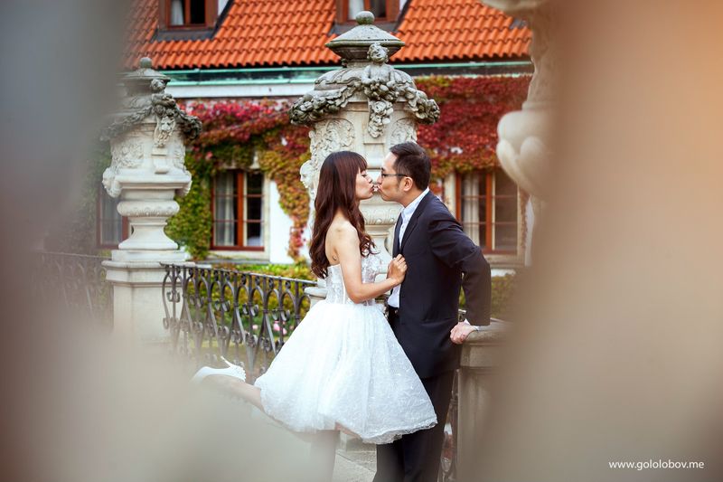 Yan & Yu - Beautiful couple from Hong Kong